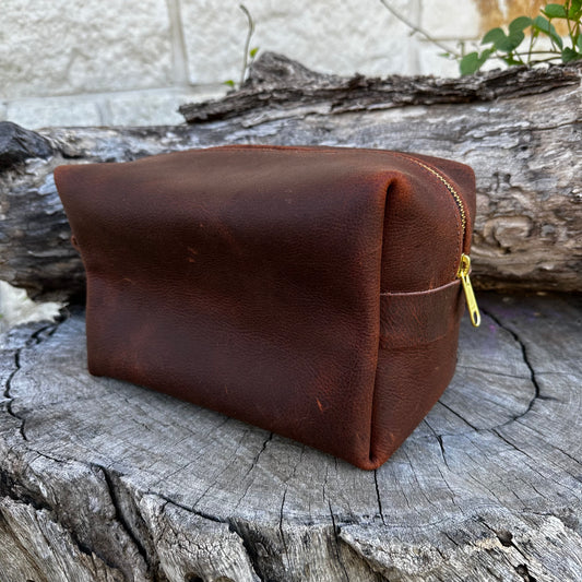 Oiled Leather Travel Bag Dopp Kit