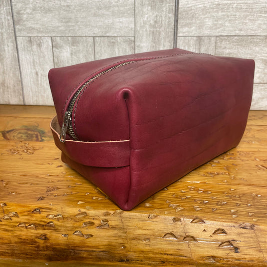 Elegant Red Leather Travel Bag Dopp Kit